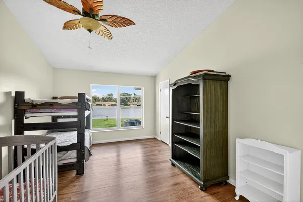 $330,000 | 20 Camden Lane, Boynton Beach, FL 33426