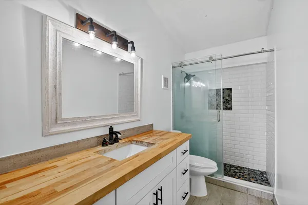 $330,000 | 20 Camden Lane, Boynton Beach, FL 33426