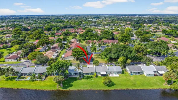 $330,000 | 20 Camden Lane, Boynton Beach, FL 33426