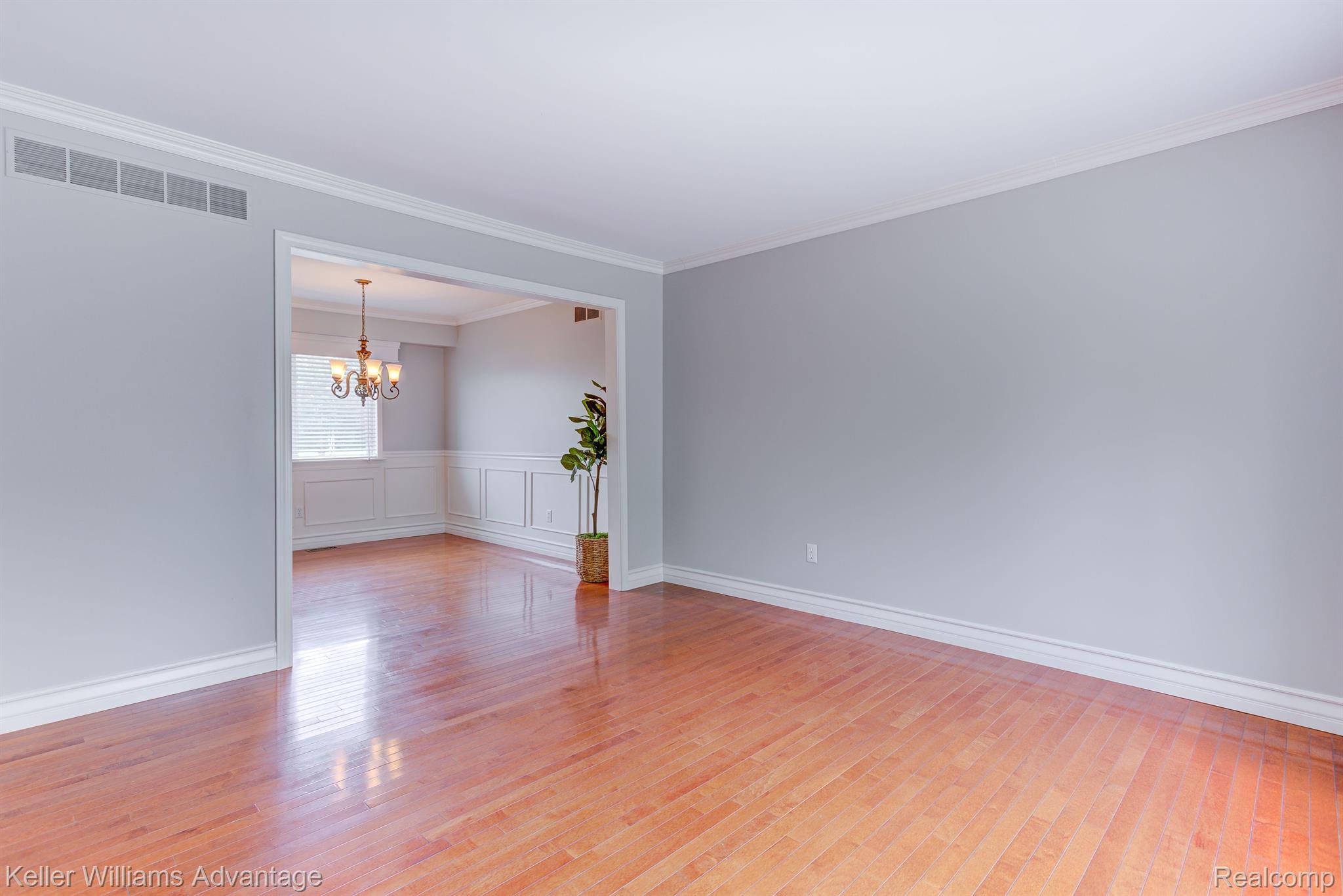 3629 Riverside Drive Canton, MI 48188 - Photo 17 of 43 Gallery Image 17
