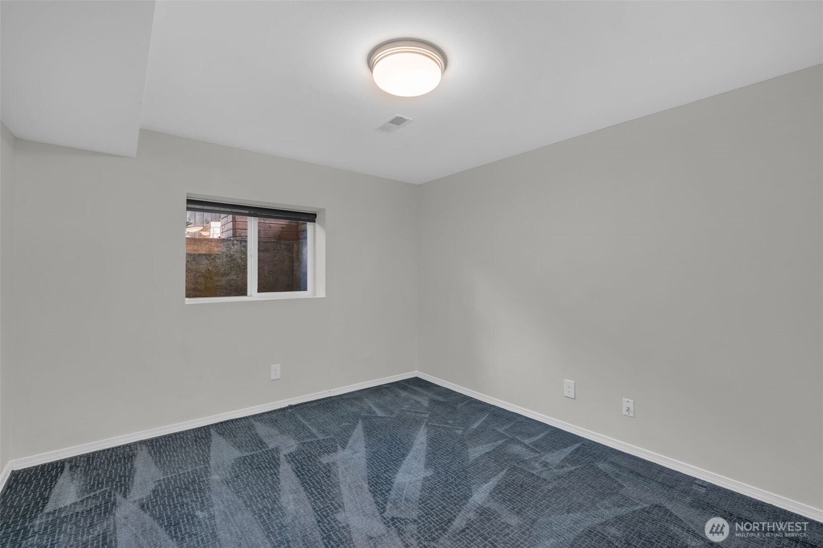 11633 18th Avenue Southwest Burien, WA 98146 - Photo 29 of 40