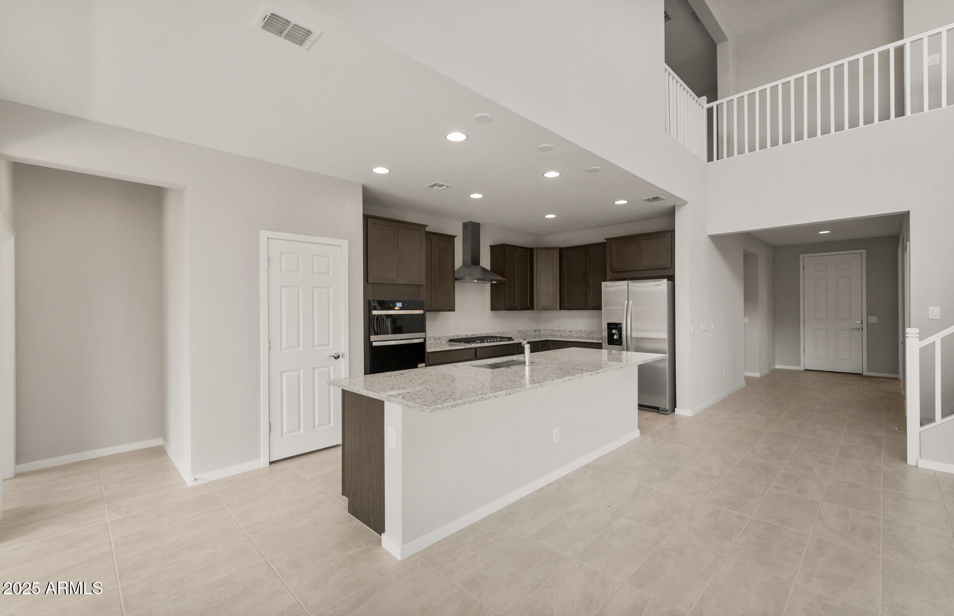 1465 West Treasure Trail Apache Junction, AZ 85120 - Photo 12 of 33 Kitchen