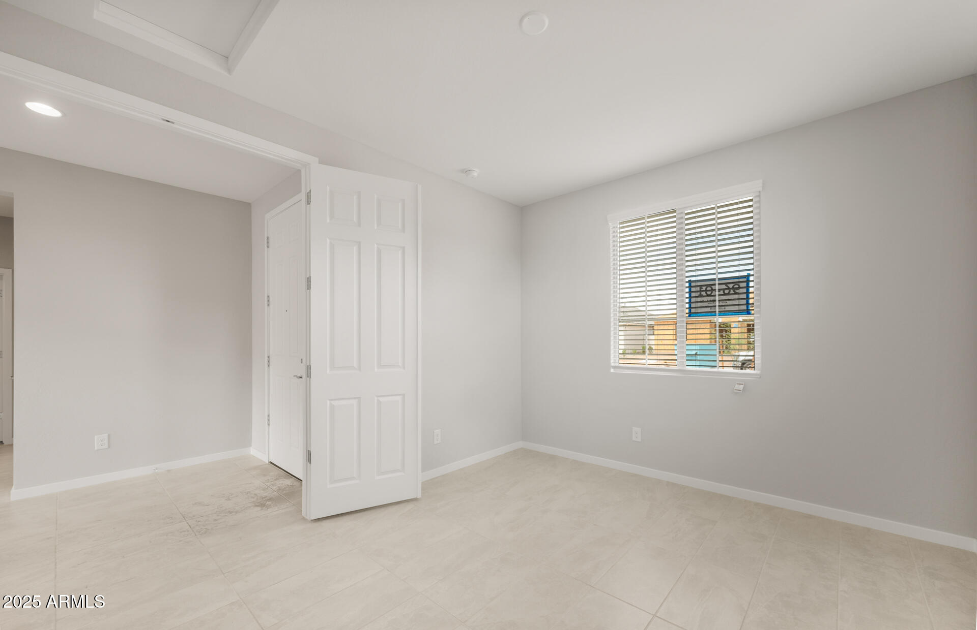 1465 West Treasure Trail Apache Junction, AZ 85120 - Photo 2 of 33 Den