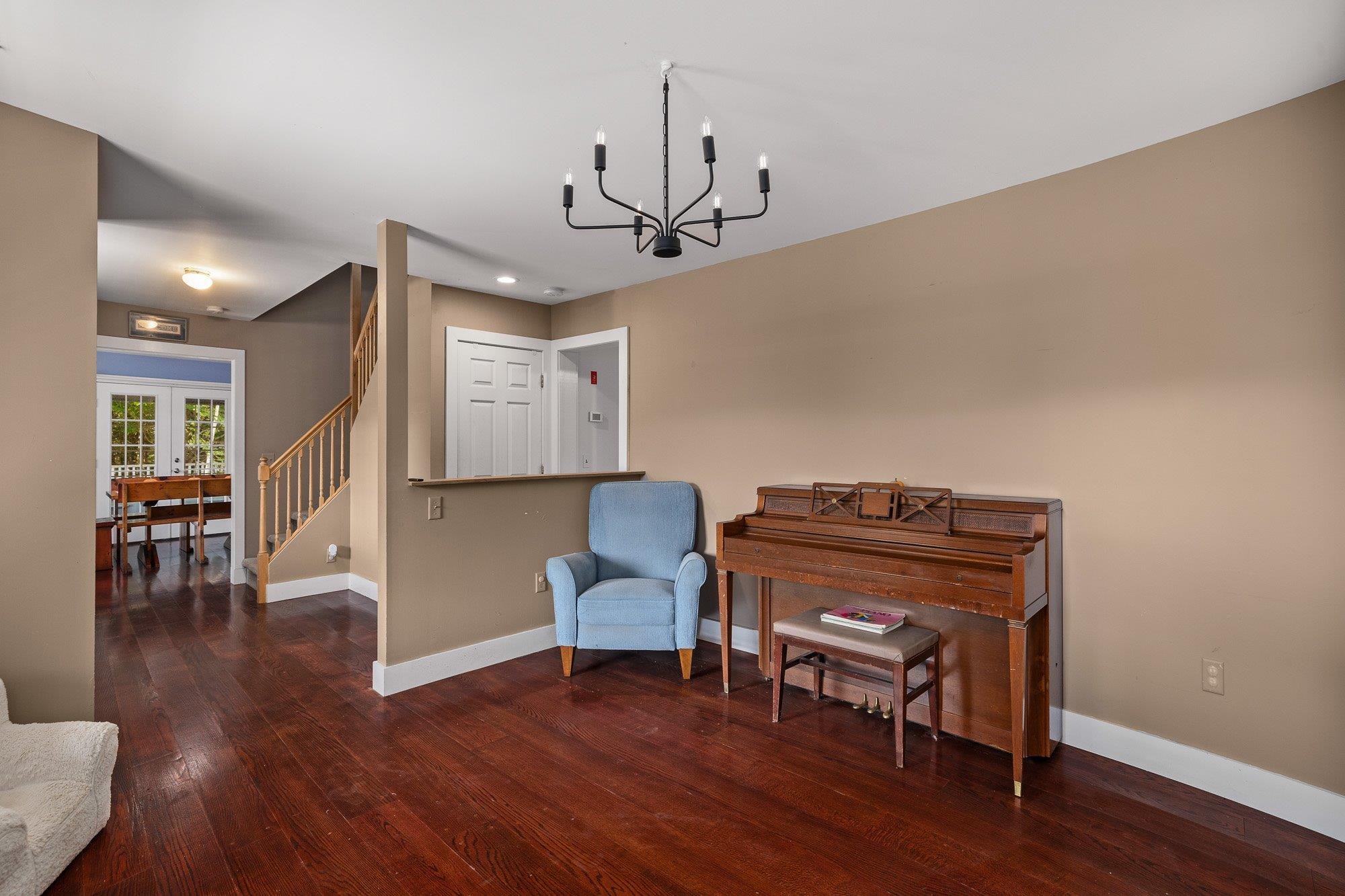 778 River Road Stowe, VT 05672 - Photo 8 of 40
