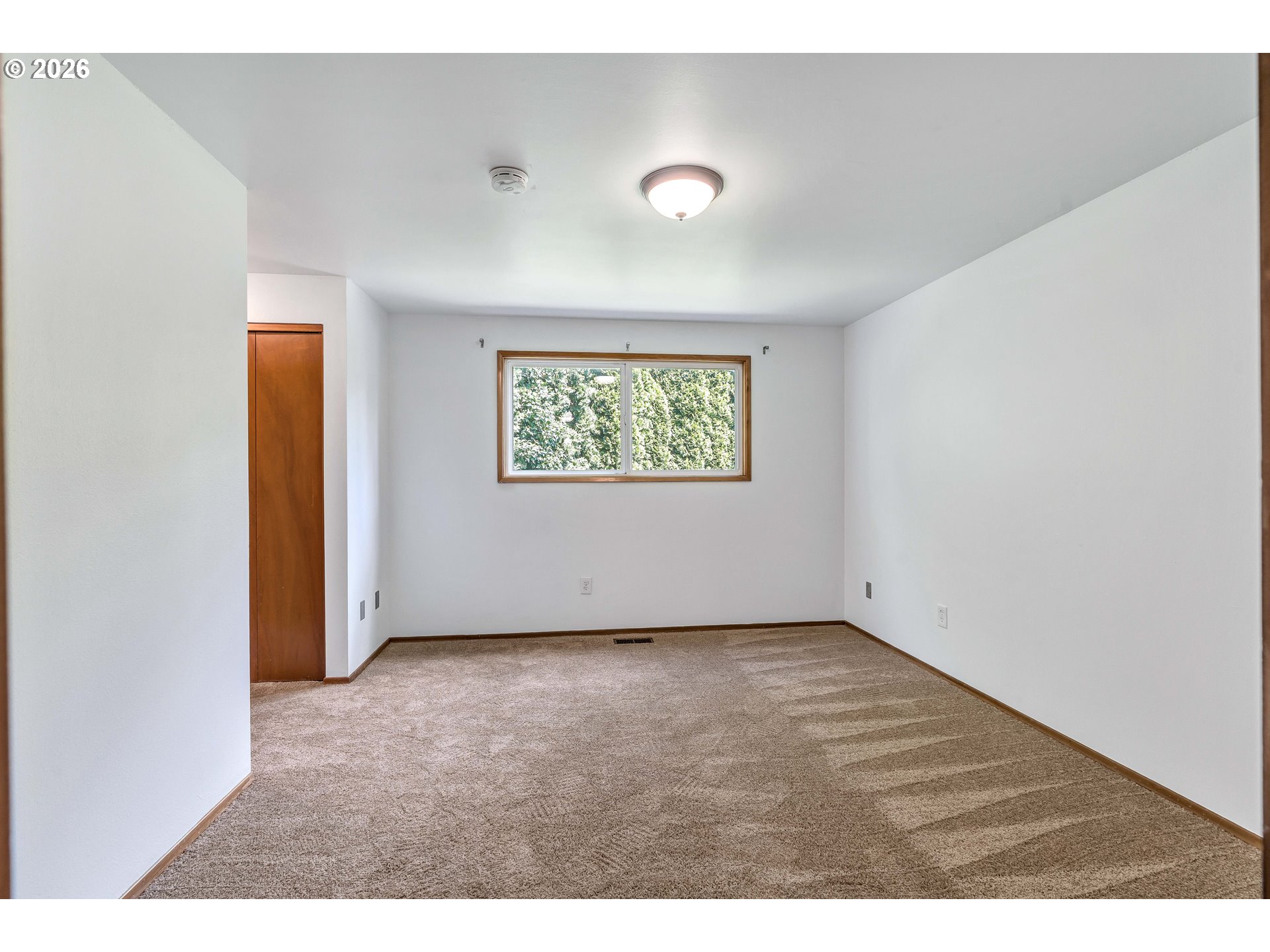 8025 Southwest Schiller Road Portland, OR 97225 - Photo 18 of 48