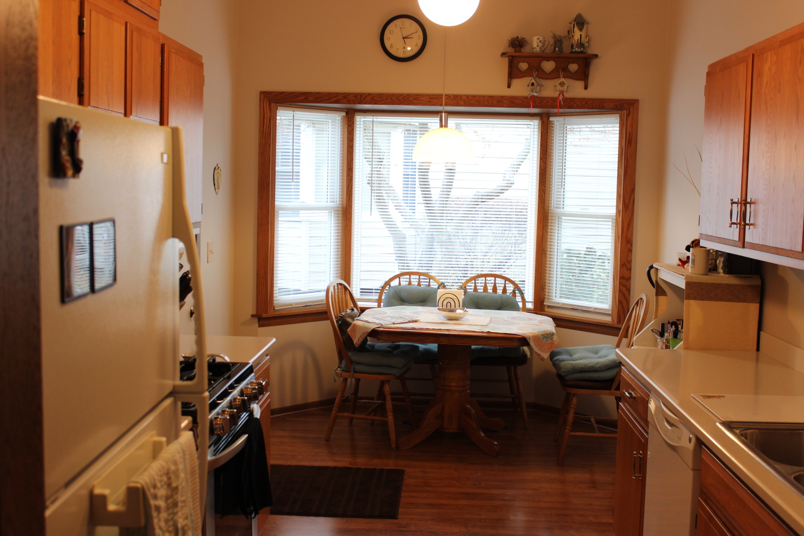 737 Alice Place Elgin, IL 60123 - Photo 6 of 28 a dining room with furniture and a window