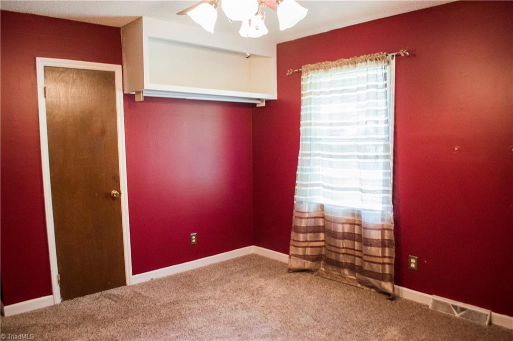 433 Cambridge Road Lexington, NC 27292 - Photo 16 of 30 Gallery Image 16