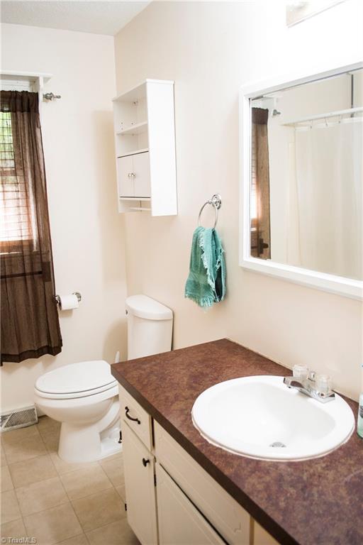 433 Cambridge Road Lexington, NC 27292 - Photo 19 of 30 Gallery Image 19