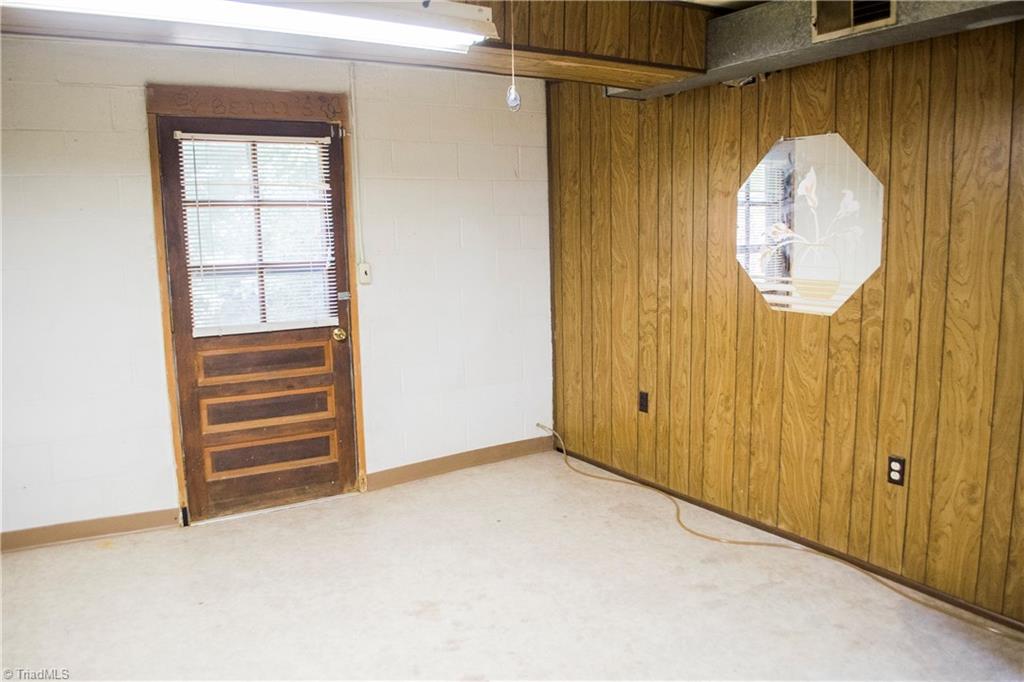 433 Cambridge Road Lexington, NC 27292 - Photo 21 of 30 Gallery Image 21