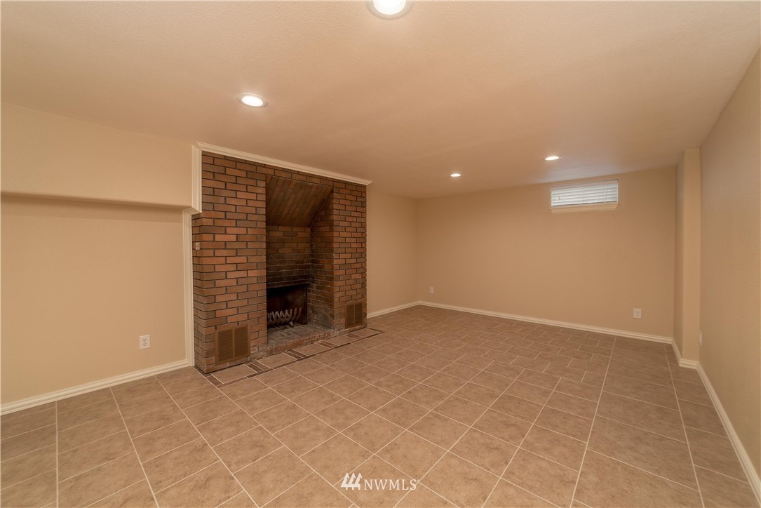 3311 Columbia Heights Road Longview, WA 98632 - Photo 20 of 26 Gallery Image 20