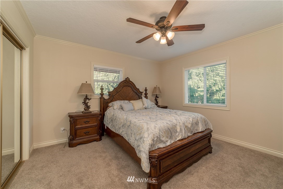3311 Columbia Heights Road Longview, WA 98632 - Photo 9 of 26 Gallery Image 9
