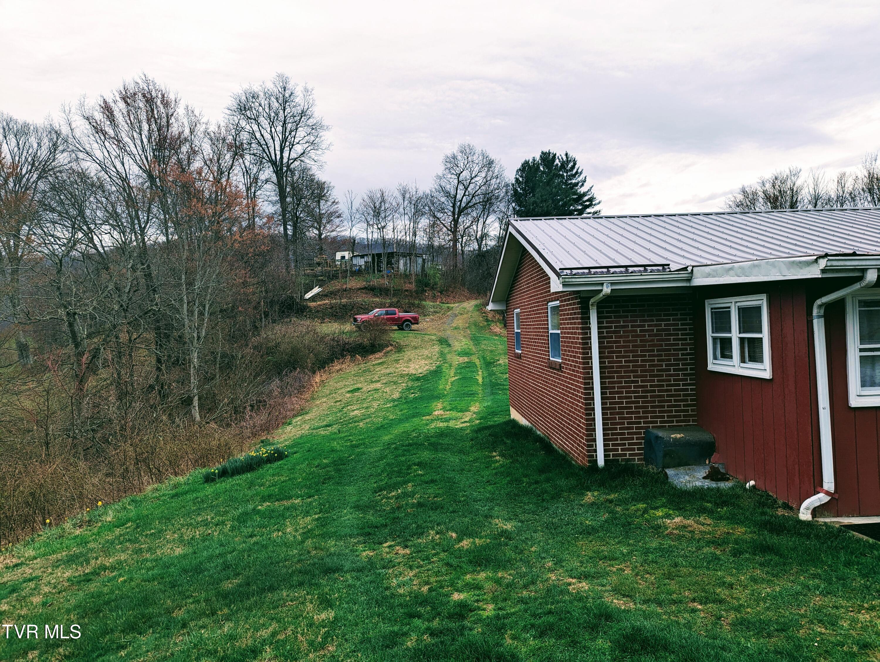 1544 Compton And Combs Road Honaker, VA 24260 - Photo 11 of 33 1000009683