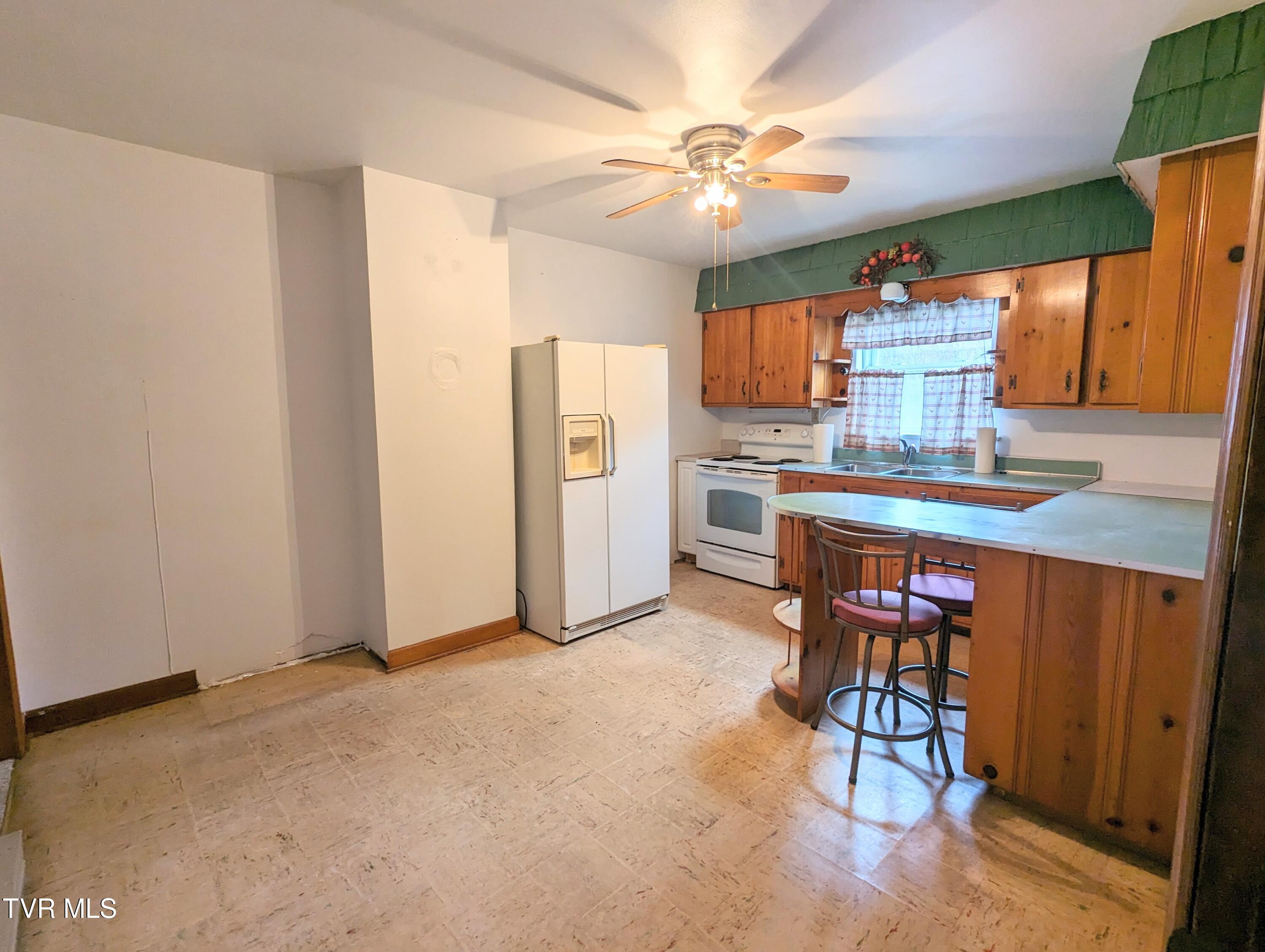 1544 Compton And Combs Road Honaker, VA 24260 - Photo 14 of 33 1000009703
