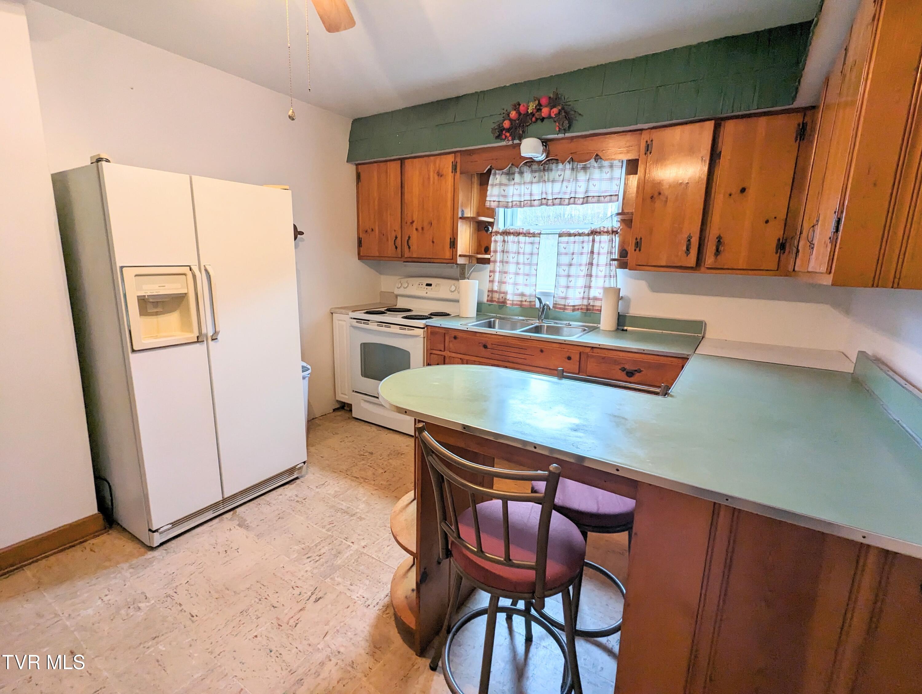 1544 Compton And Combs Road Honaker, VA 24260 - Photo 16 of 33 1000009705