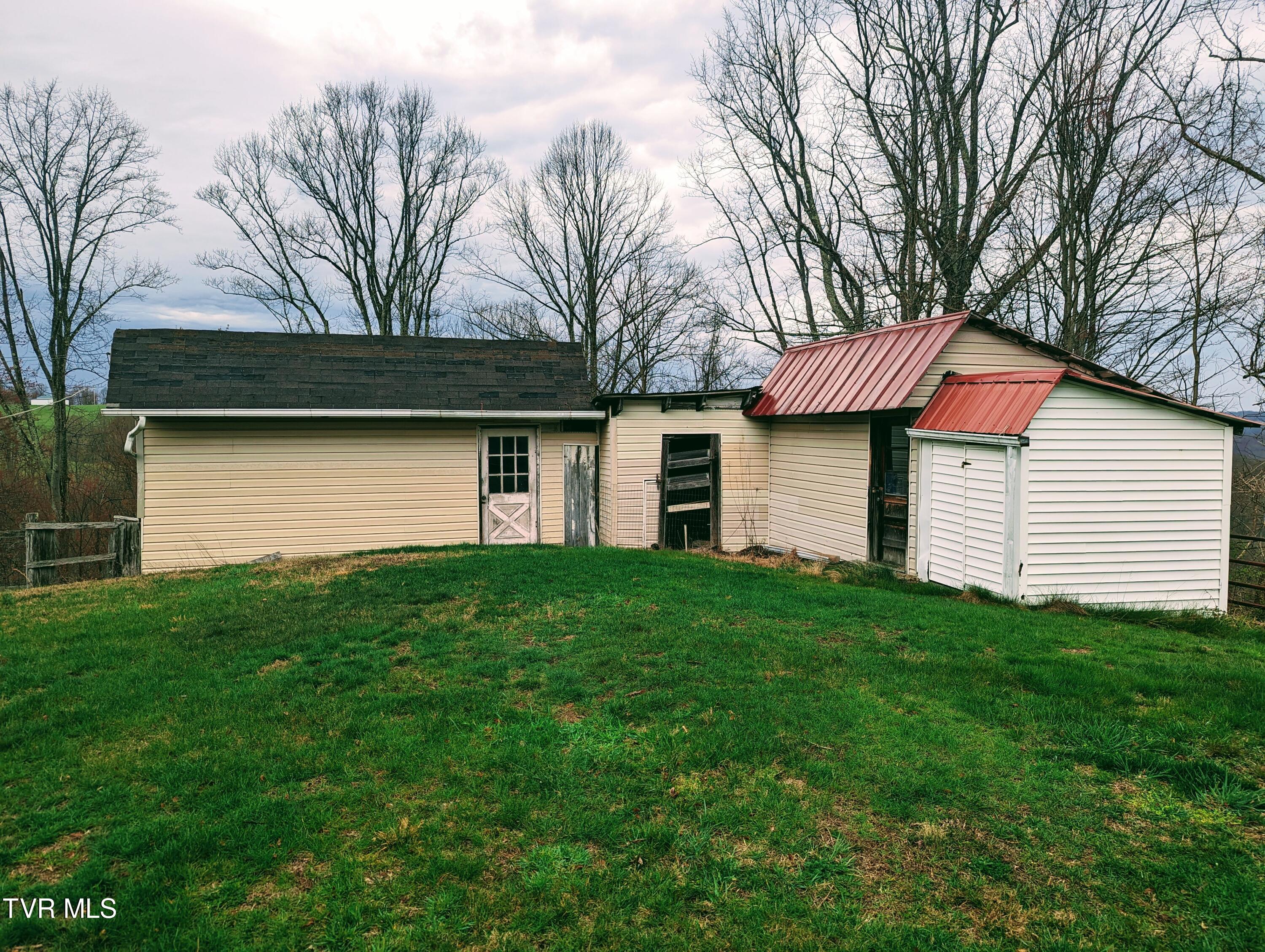1544 Compton And Combs Road Honaker, VA 24260 - Photo 8 of 33 1000009686