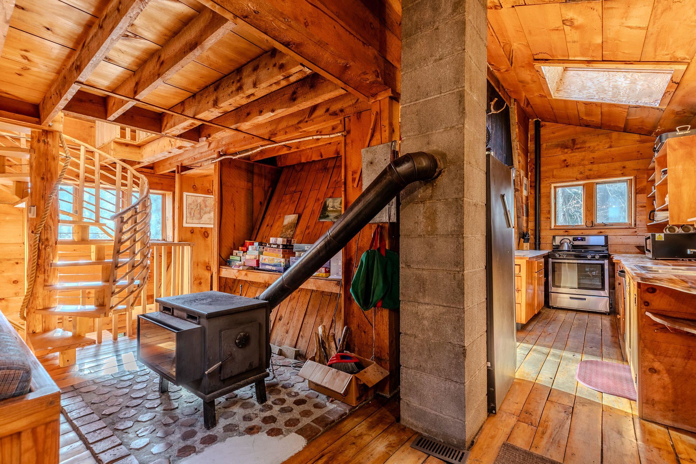 4410 Pikes Falls Road Jamaica, VT 05343 - Photo 12 of 46