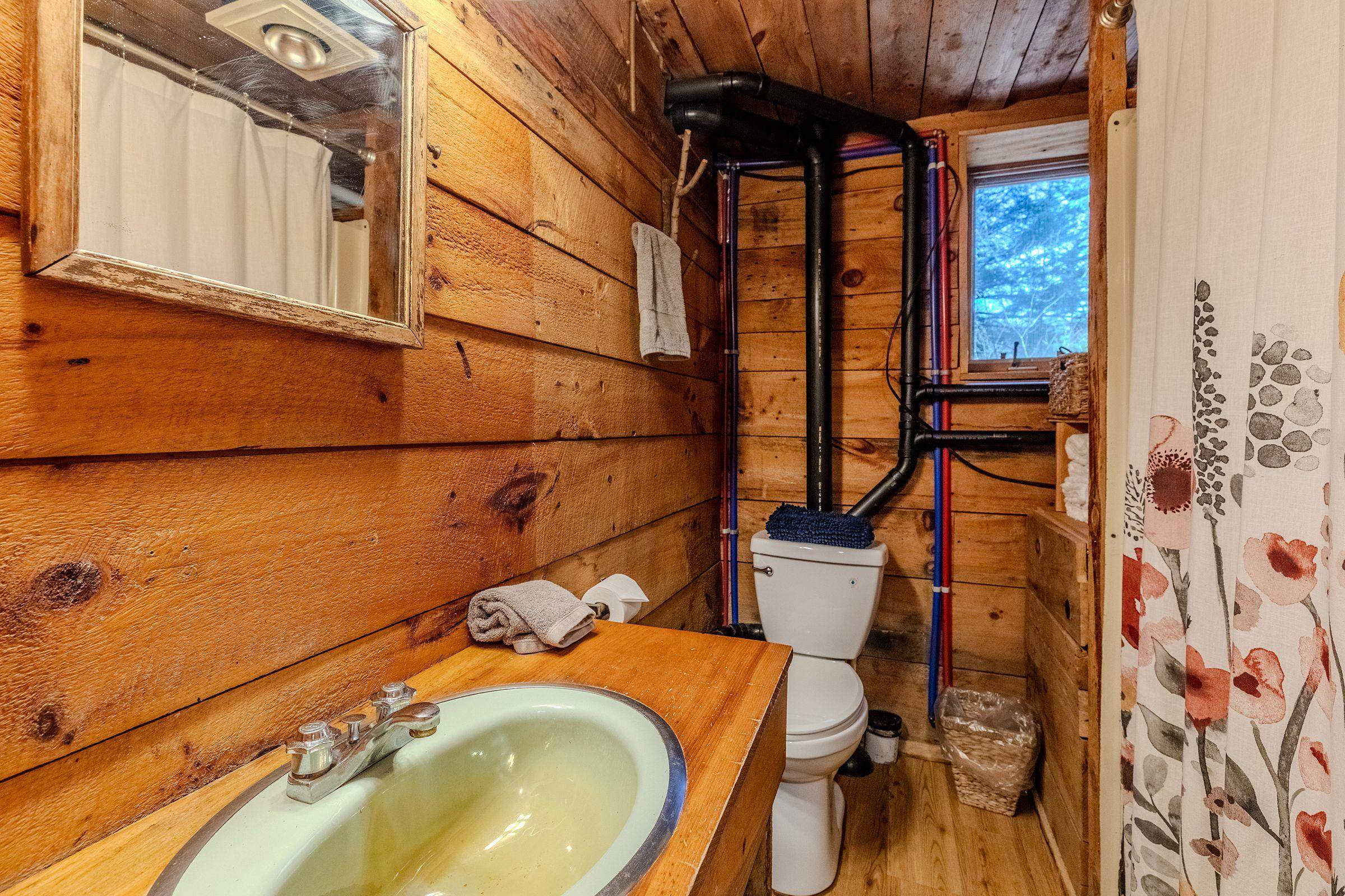 4410 Pikes Falls Road Jamaica, VT 05343 - Photo 28 of 46