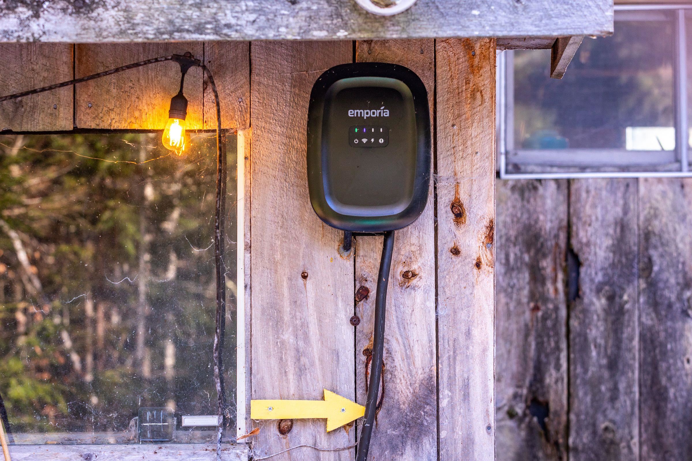 4410 Pikes Falls Road Jamaica, VT 05343 - Photo 5 of 46