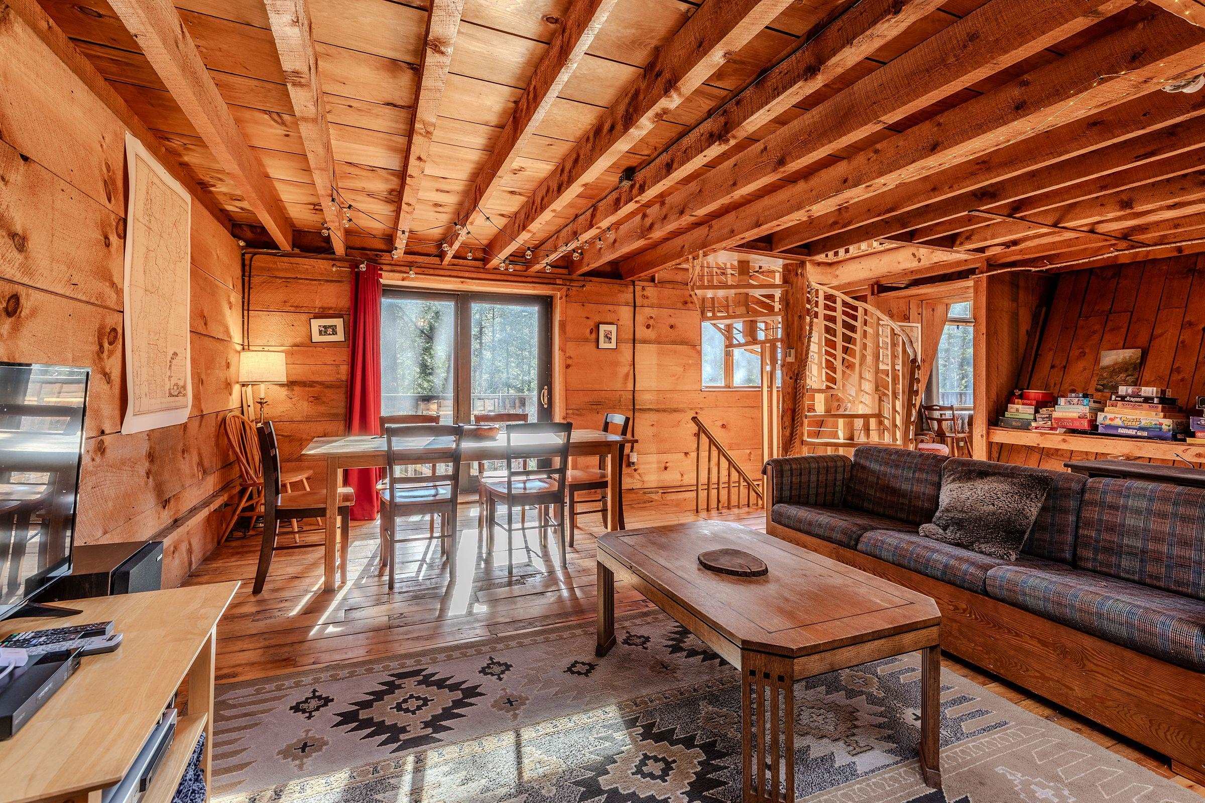 4410 Pikes Falls Road Jamaica, VT 05343 - Photo 10 of 46