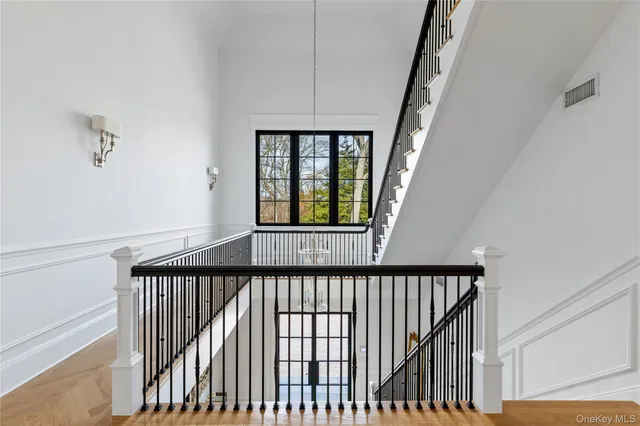 $8,750,000 | 30 Woodacres Road, Glen Head, NY 11545