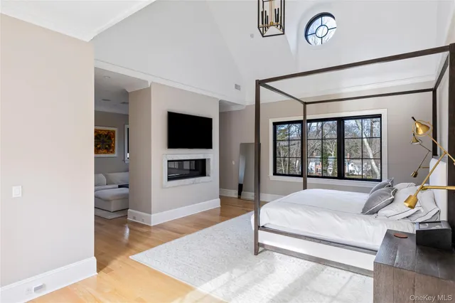 $8,750,000 | 30 Woodacres Road, Glen Head, NY 11545