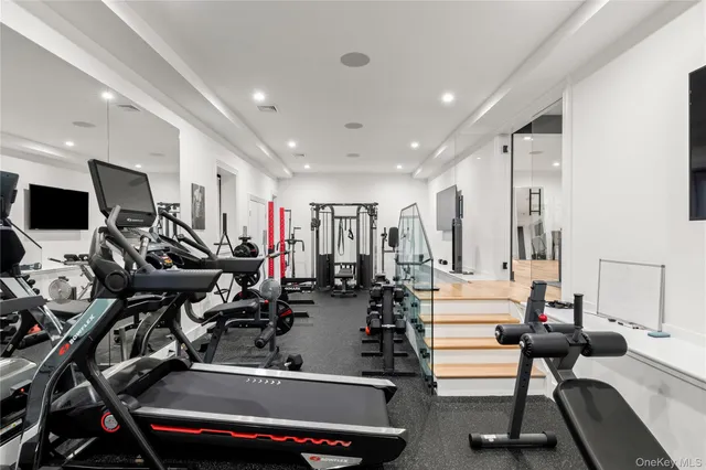 $8,750,000 | 30 Woodacres Road, Glen Head, NY 11545