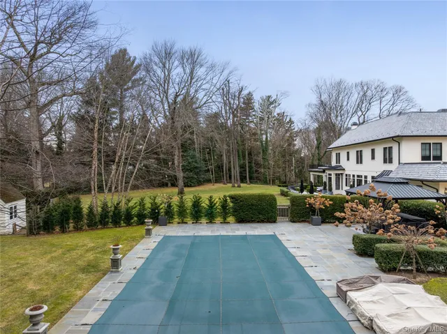 $8,750,000 | 30 Woodacres Road, Glen Head, NY 11545