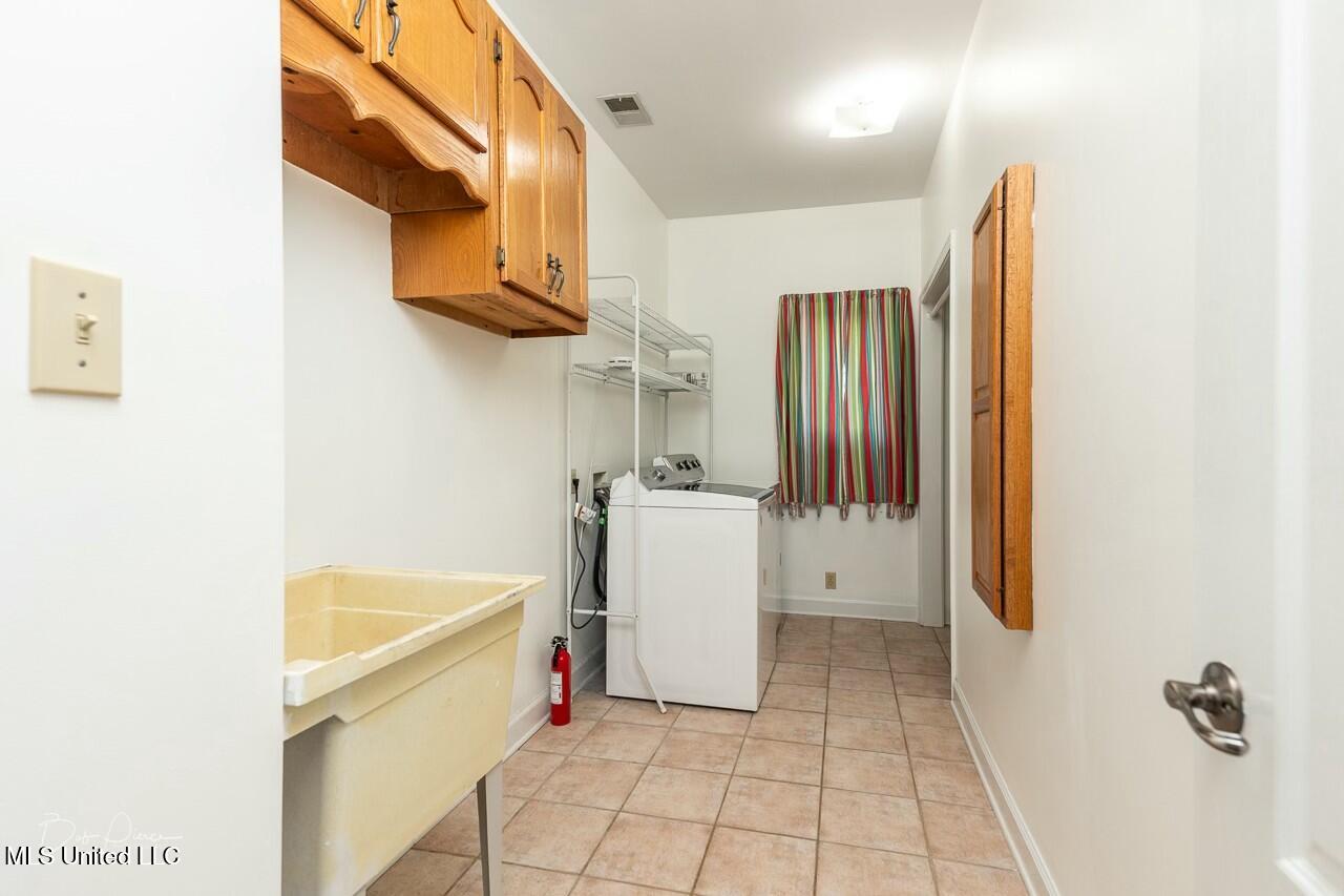 327 Getwell Road Hernando, MS 38632 - Photo 14 of 30 tempImageLdfPTf