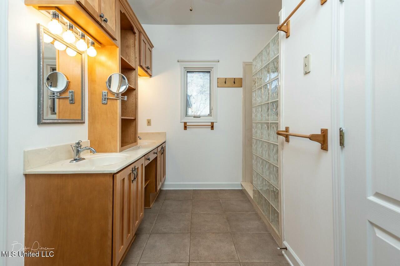 327 Getwell Road Hernando, MS 38632 - Photo 17 of 30 tempImageBPJ3WX