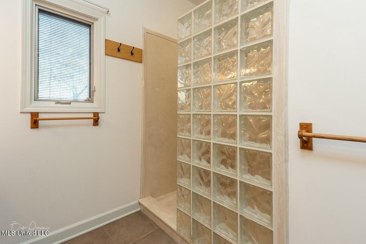 327 Getwell Road Hernando, MS 38632 - Photo 19 of 30 tempImagez6mGzx