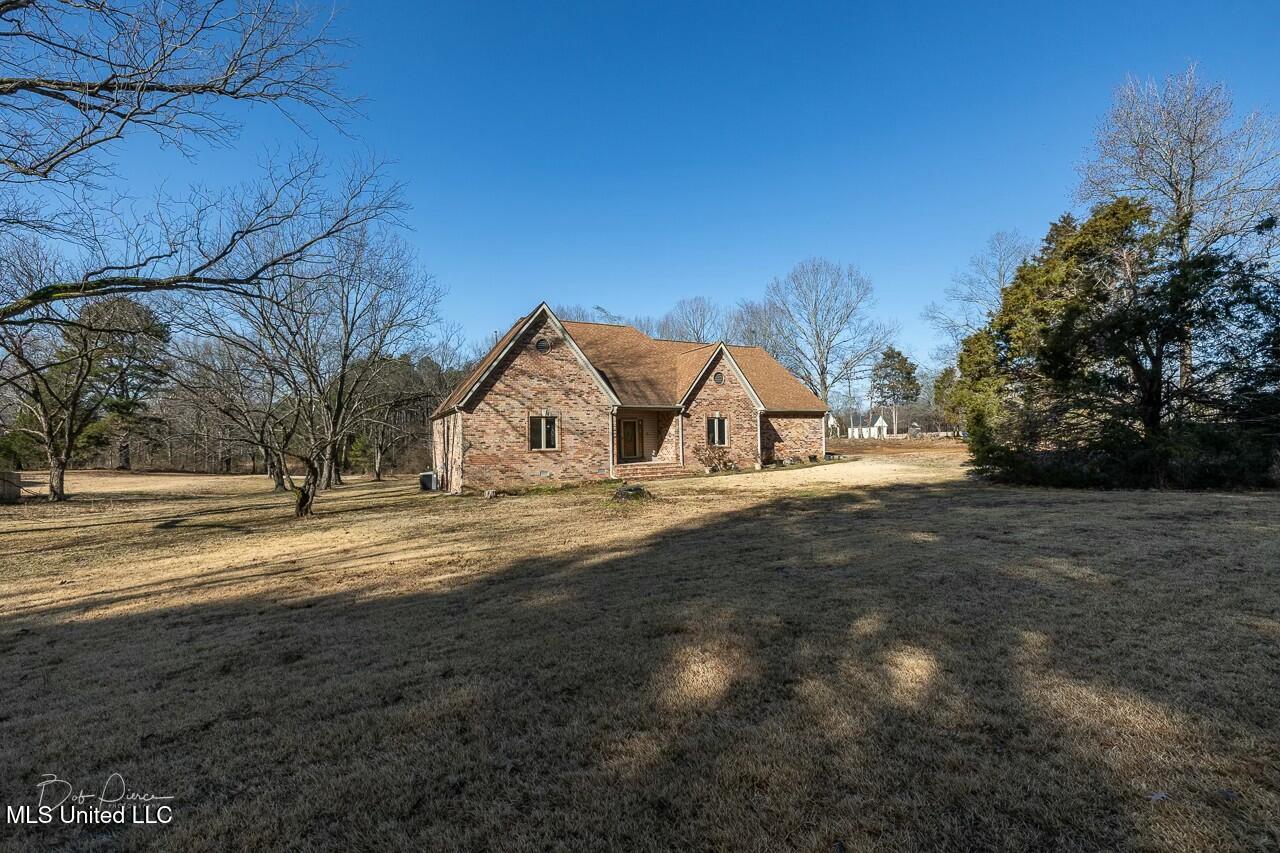 327 Getwell Road Hernando, MS 38632 - Photo 4 of 30 tempImagesRqsDT