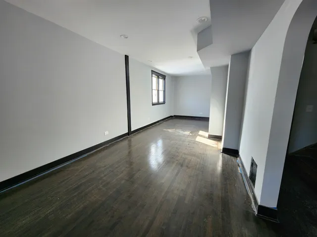 $249,000 | 2632 Ridgeland Avenue, Berwyn, IL 60402