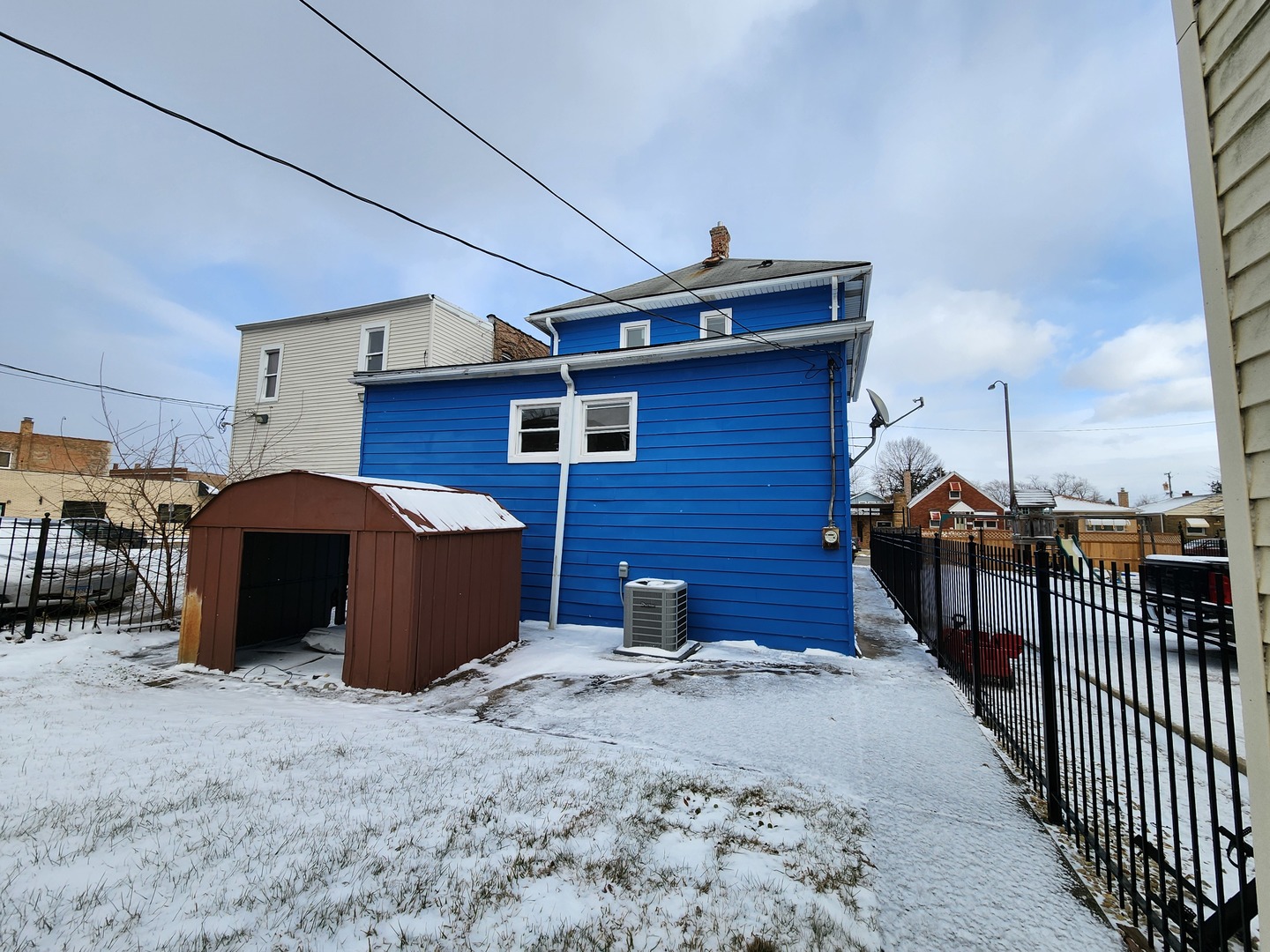 2632 Ridgeland Avenue Berwyn, IL 60402 - Photo 3 of 17