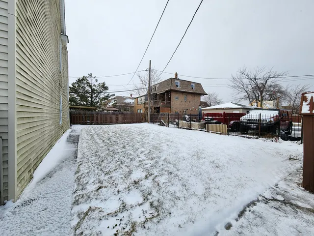 $249,000 | 2632 Ridgeland Avenue, Berwyn, IL 60402