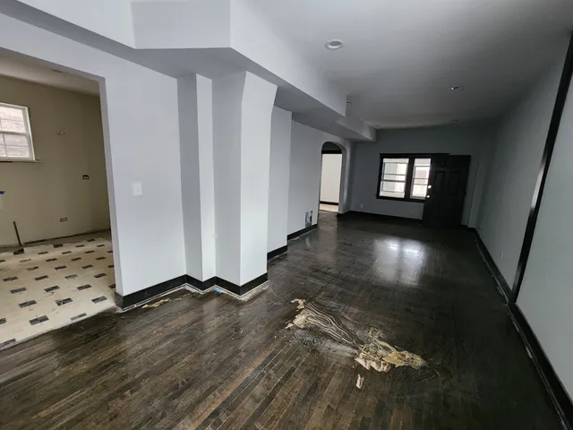 $249,000 | 2632 Ridgeland Avenue, Berwyn, IL 60402