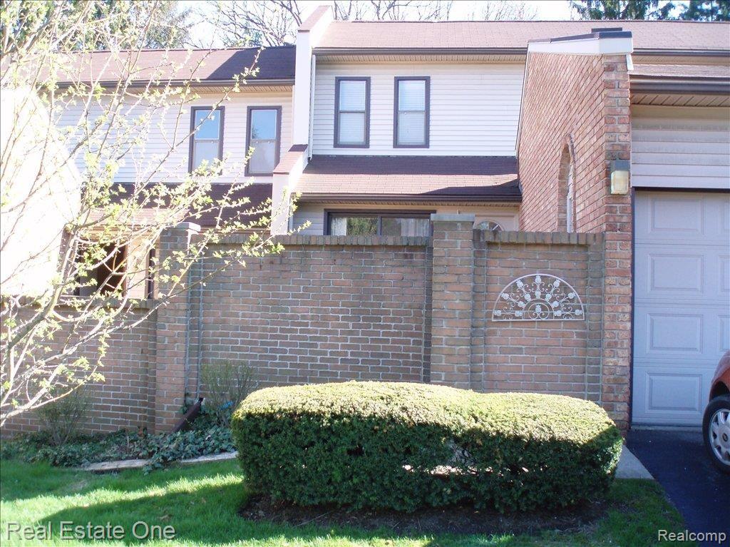 444 Willow Grove Lane, Unit 3 Rochester, MI 48307 - Photo 1 of 17 P1011368