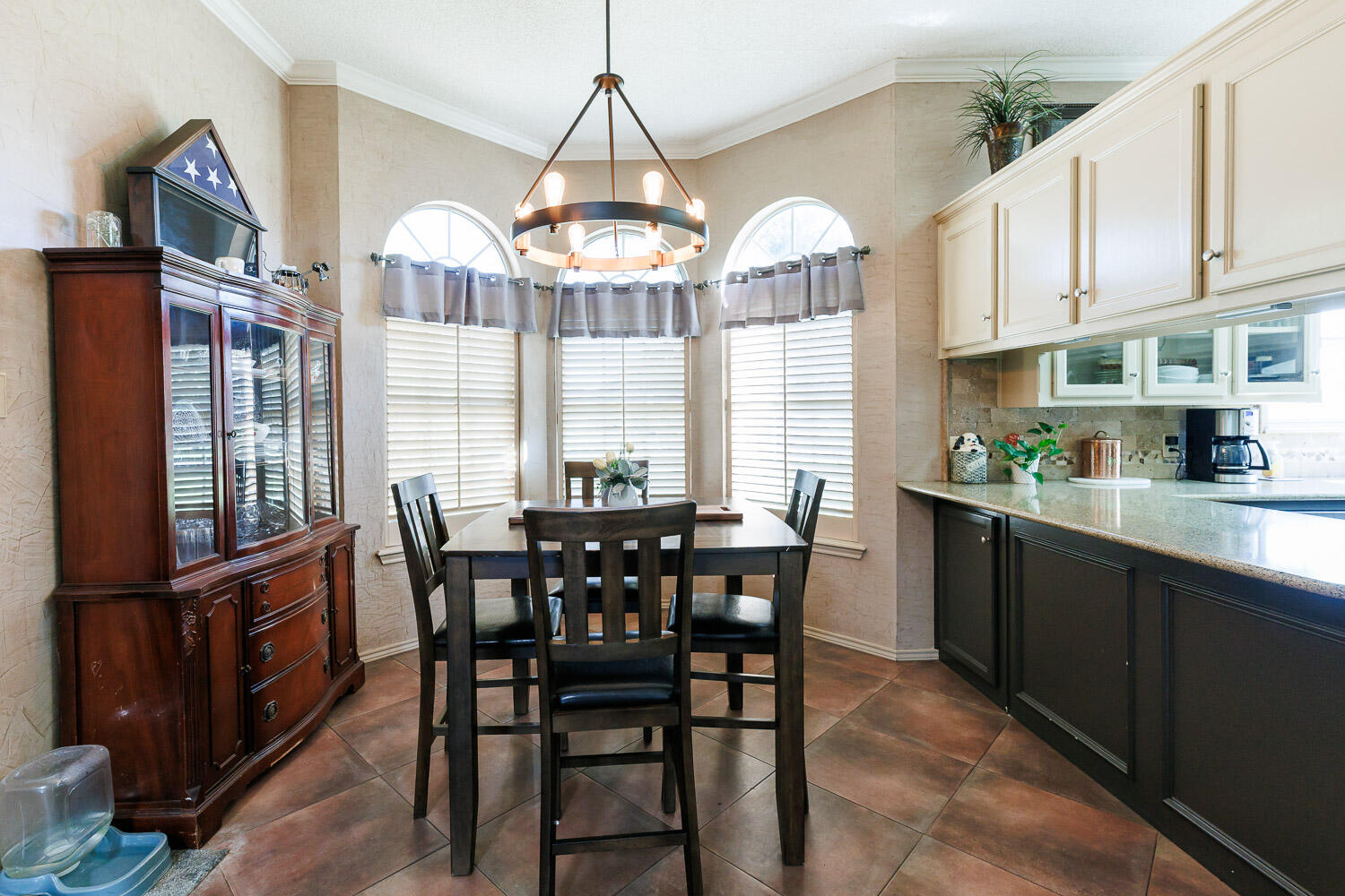 7323 74th Street Lubbock, TX 79424 - Photo 14 of 62 Dining Area