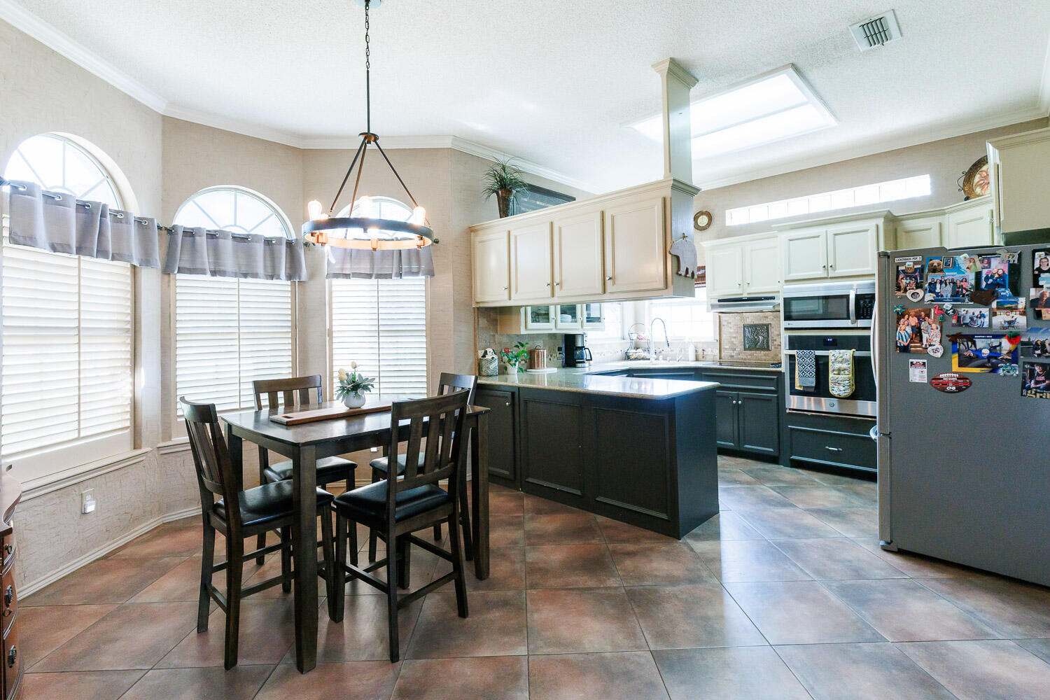 7323 74th Street Lubbock, TX 79424 - Photo 15 of 62 Dining Area