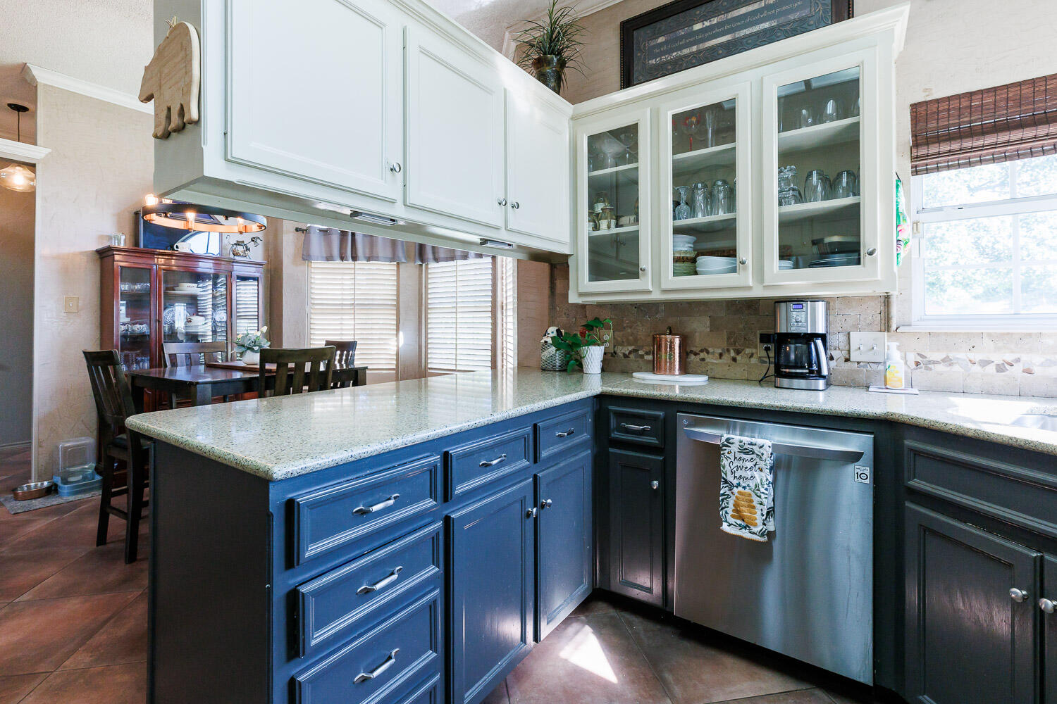 7323 74th Street Lubbock, TX 79424 - Photo 18 of 62 Kitchen