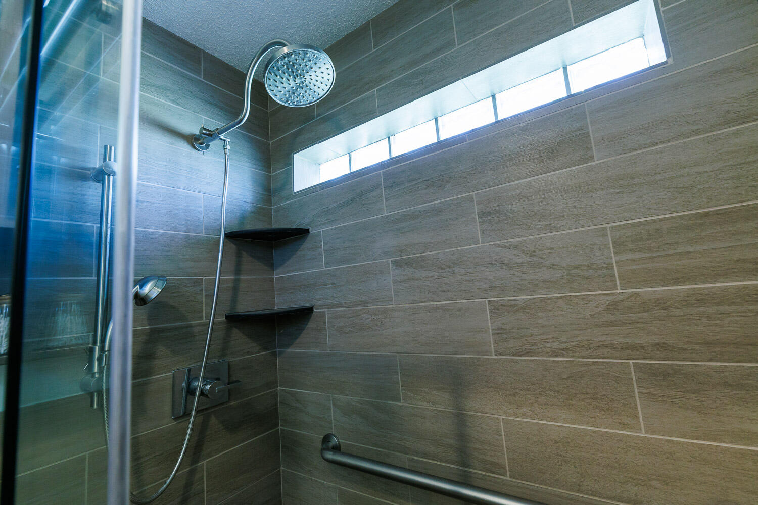 7323 74th Street Lubbock, TX 79424 - Photo 46 of 62 Second Bathroom