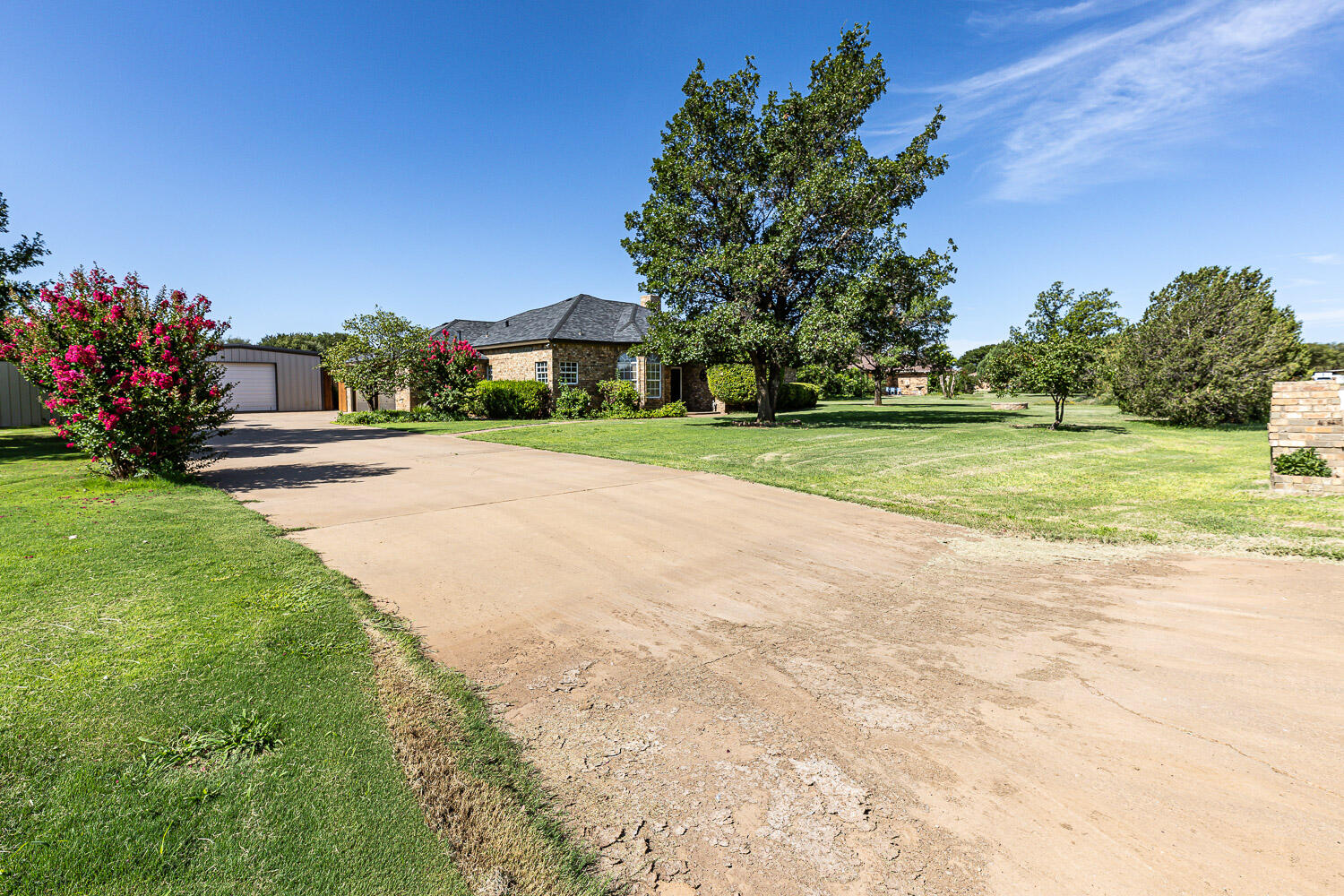 7323 74th Street Lubbock, TX 79424 - Photo 62 of 62 Driveway