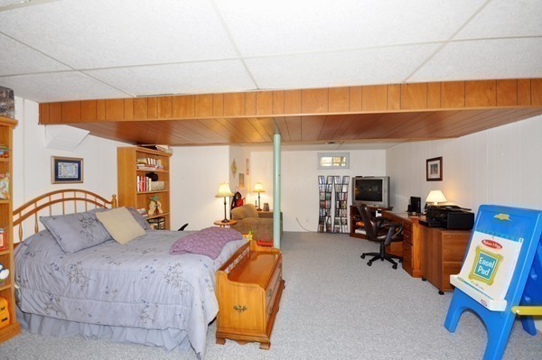 2 Country Lane Maynard, MA 01754 - Photo 17 of 21 Gallery Image 17