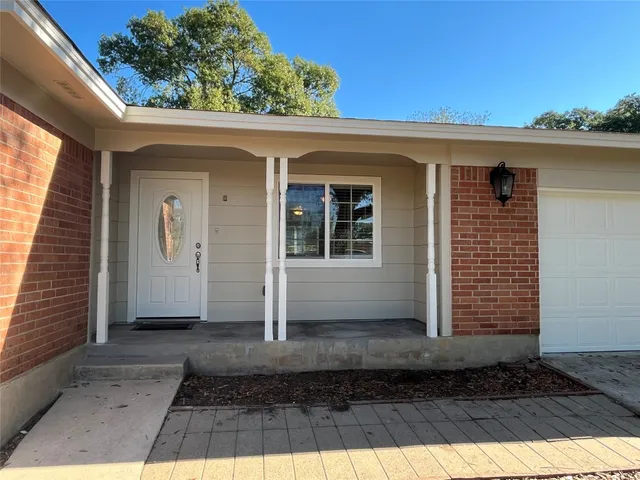 $2,300 | 1502 Stokes Street, San Marcos, TX 78666