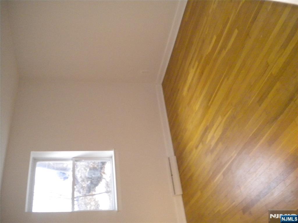 69 Chester Place, Unit 5A Englewood, NJ 07631 - Photo 3 of 8