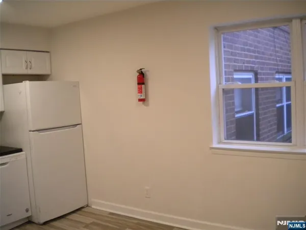 $2,200 | 69 Chester Place, Unit 5A, Englewood, NJ 07631