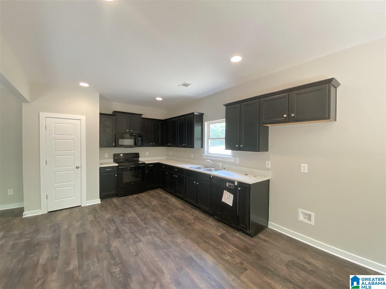 1389 Old Road Jasper, AL 35503 - Photo 11 of 22