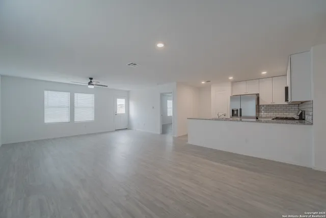 $1,800 | 2737 Green Finch, New Braunfels, TX 78130