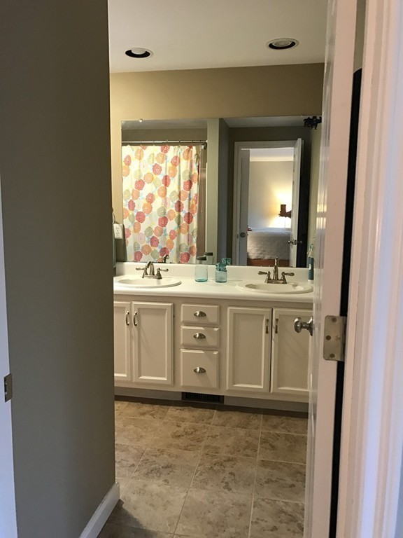 30 Peterson Road North Andover, MA 01845 - Photo 17 of 20 Gallery Image 17