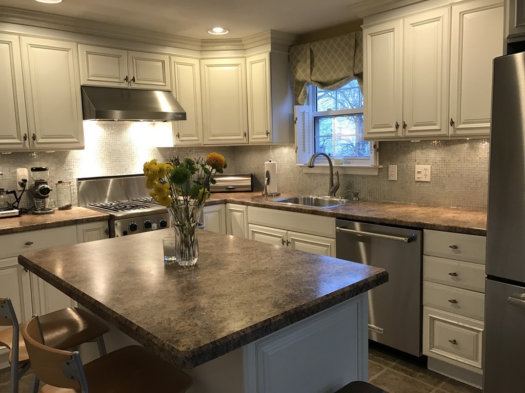 30 Peterson Road North Andover, MA 01845 - Photo 4 of 20 Gallery Image 4