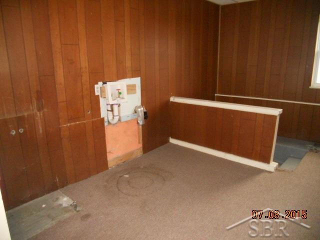 3345 South Van Buren Road Reese, MI 48757 - Photo 10 of 12 Breezeway